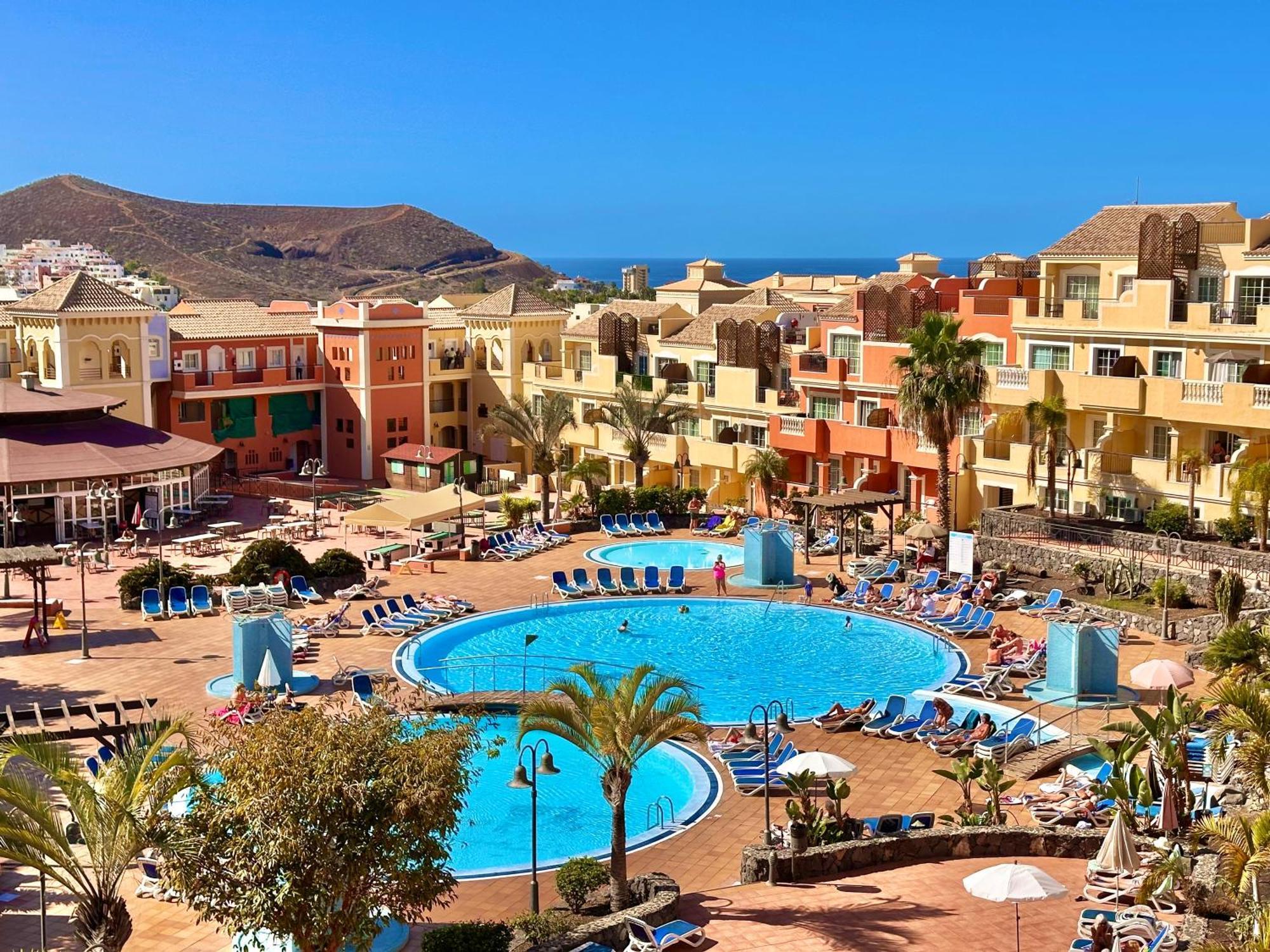 Sunny Apartment & Heated Pool Los Cristianos  Dış mekan fotoğraf